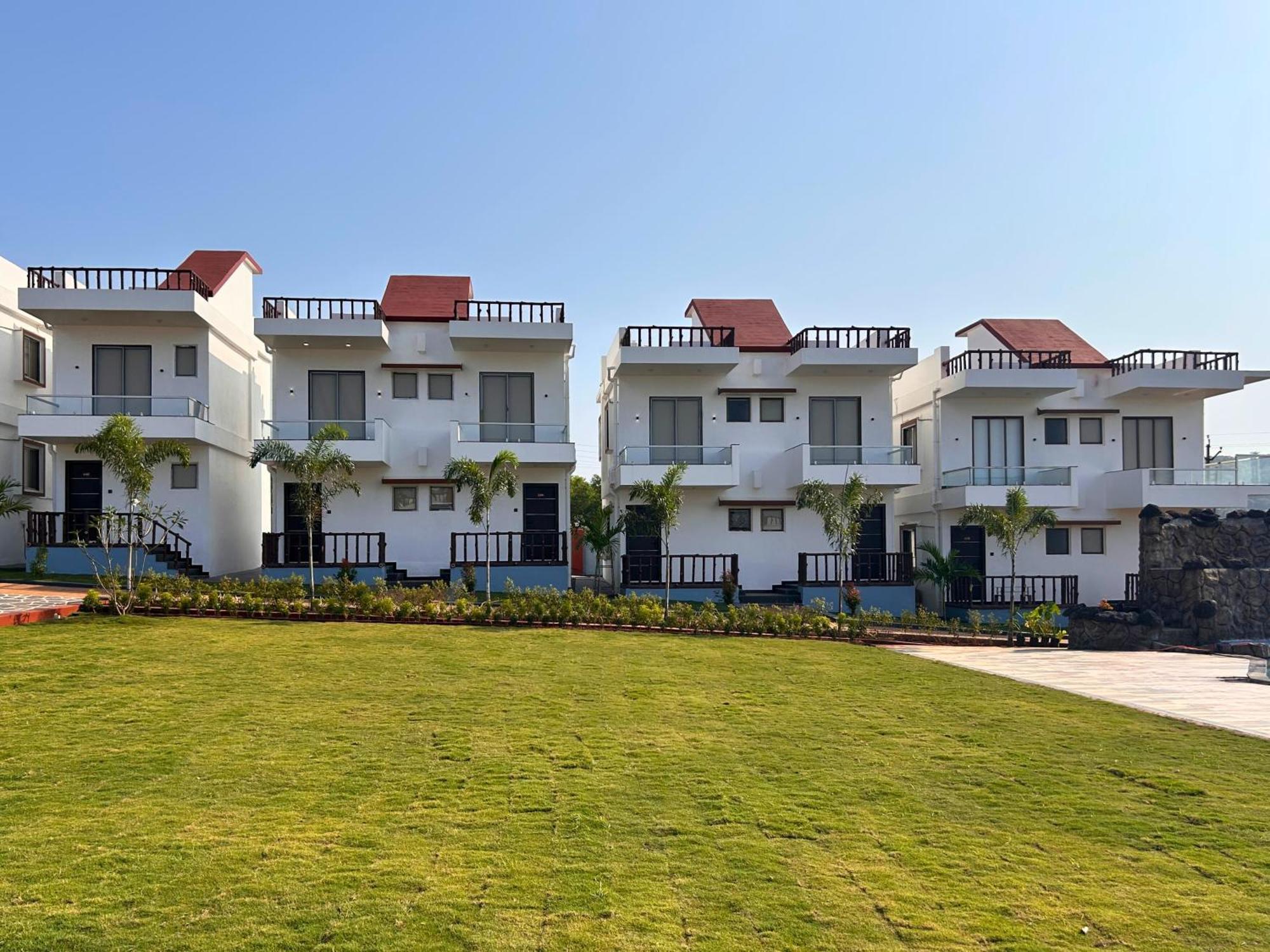 Baywatch Resort Bhogave Beach Vengurla Eksteriør billede